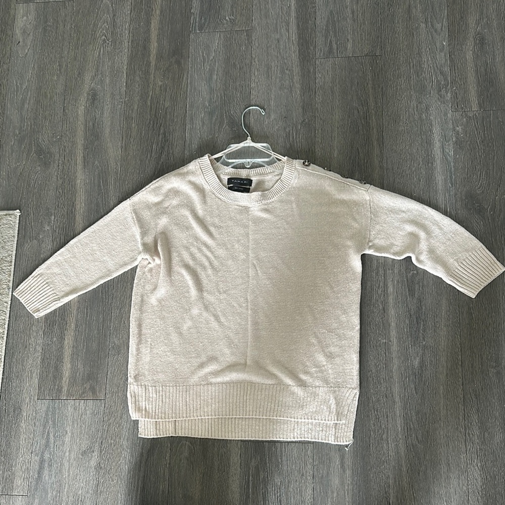 Tahari Cream Linen Sweater
